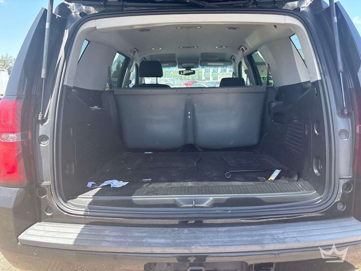 2019-chevrolet-tahoe-image-21