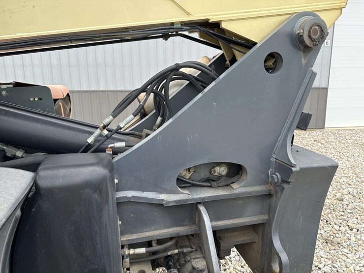 2012-jlg-g6-42a-image-16