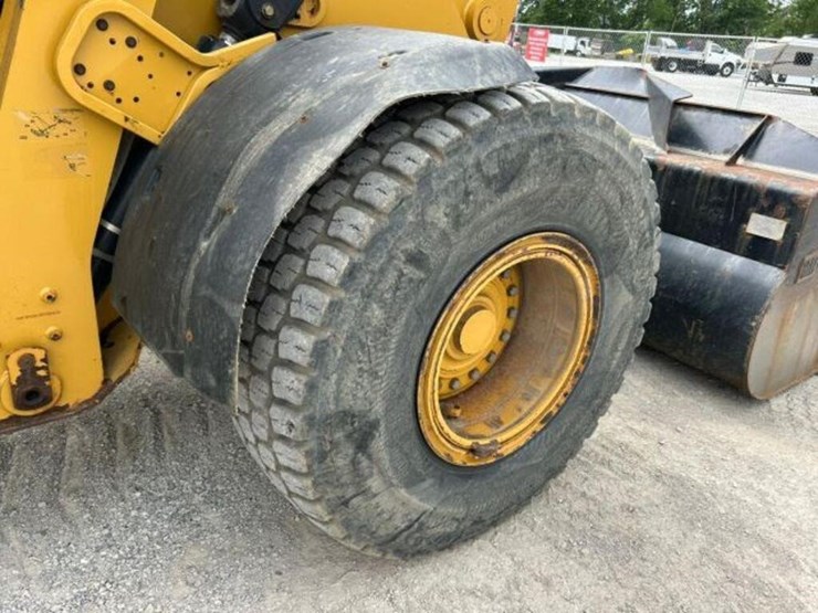 2016-caterpillar-938k-image-70