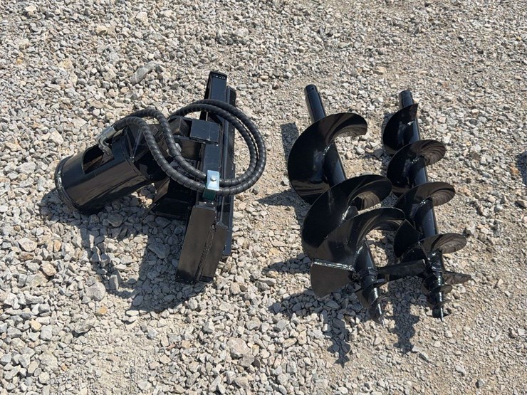 hydraulic-auger-attachment-with-two-augers-image-2