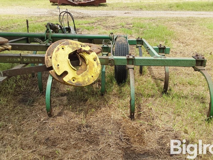 john-deere-15-image-6