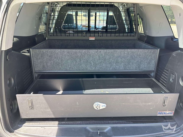 2019-chevrolet-tahoe-image-21