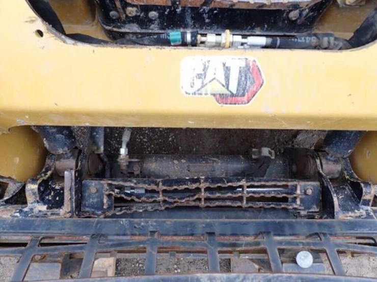 2022-caterpillar-236d3-image-24