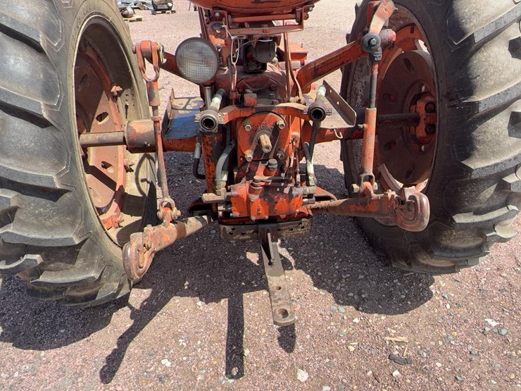 1952-case-sc-tractor-image-9