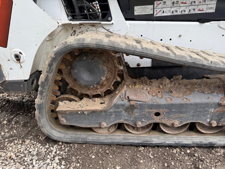 2024-bobcat-t595-image-13