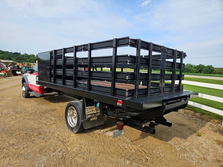 2007-ford-f550-image-3