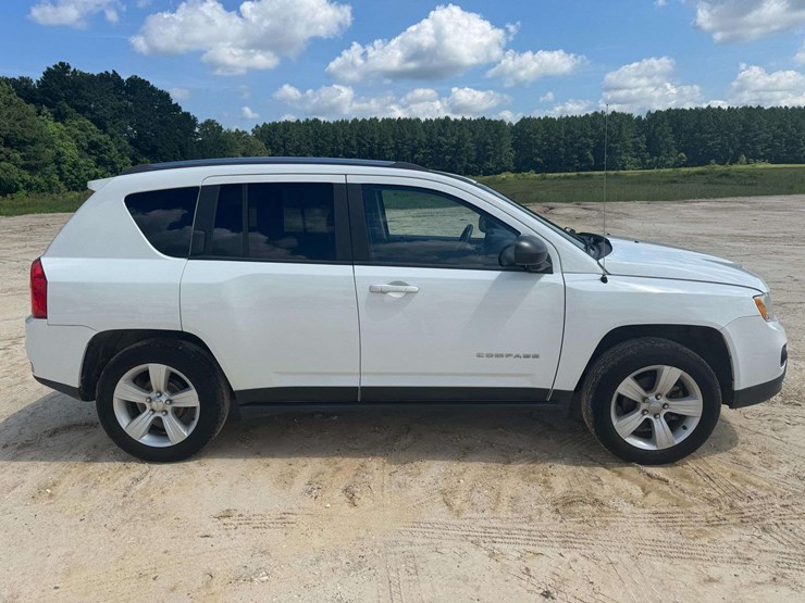 2013-jeep-compass-image-7