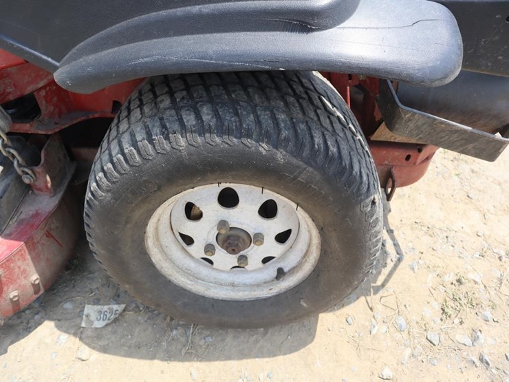toro-z-master-commercial-zero-turn-mower-image-10