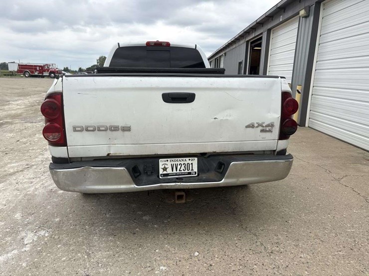 2008-dodge-1500-image-3