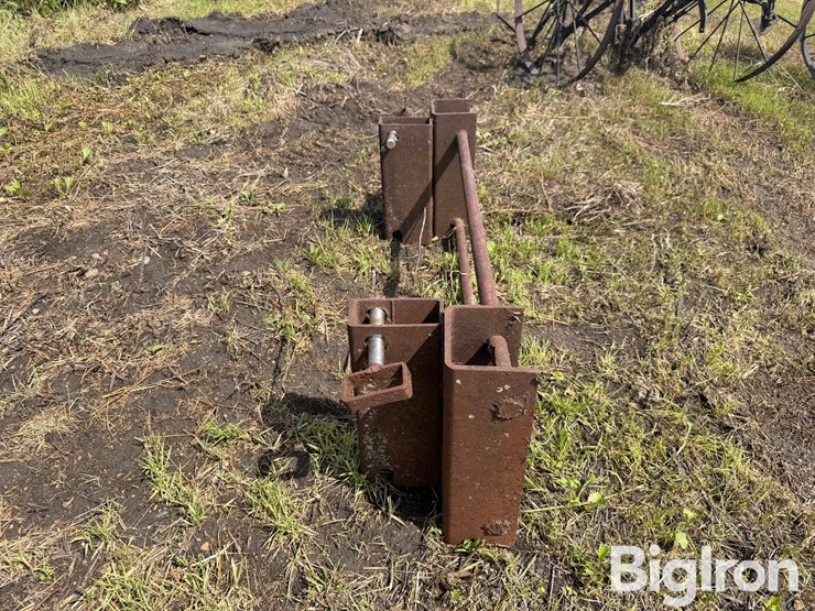 loader-bucket-adapter-image-4