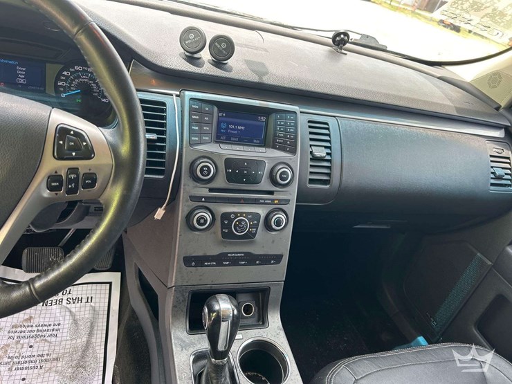 2016-ford-flex-image-15