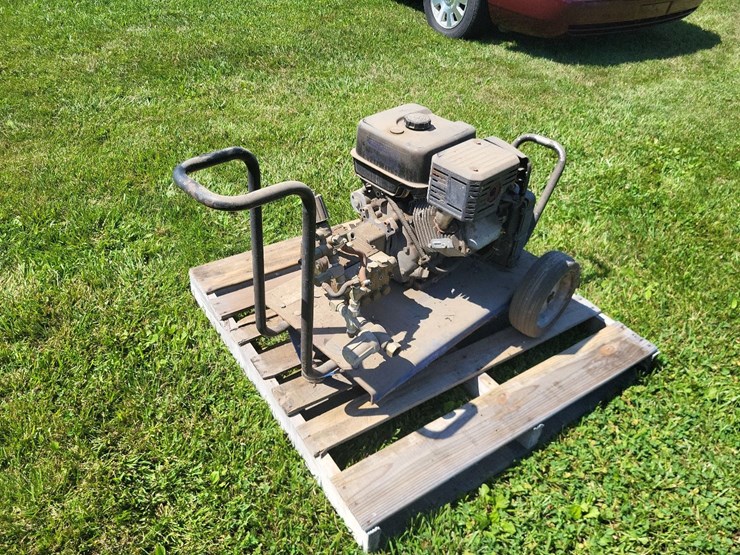 aqua-blast-power-washer-w/briggs-and-stratton-vangard-9hp-engine-image-5