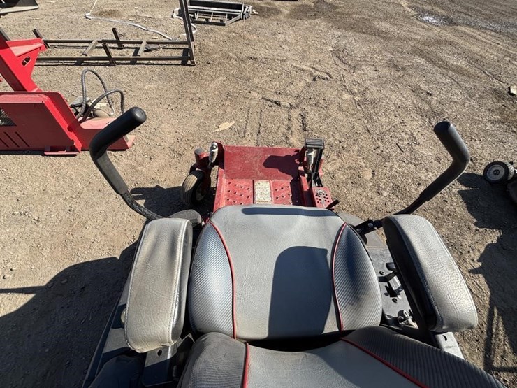 2017-ferris-400s-zero-turn-mower-image-13