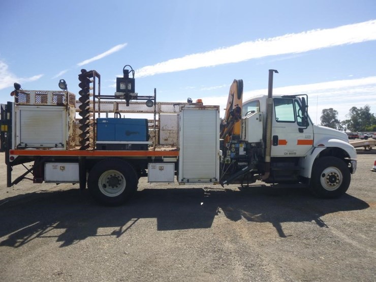 2007-international-durastar-4400-image-18