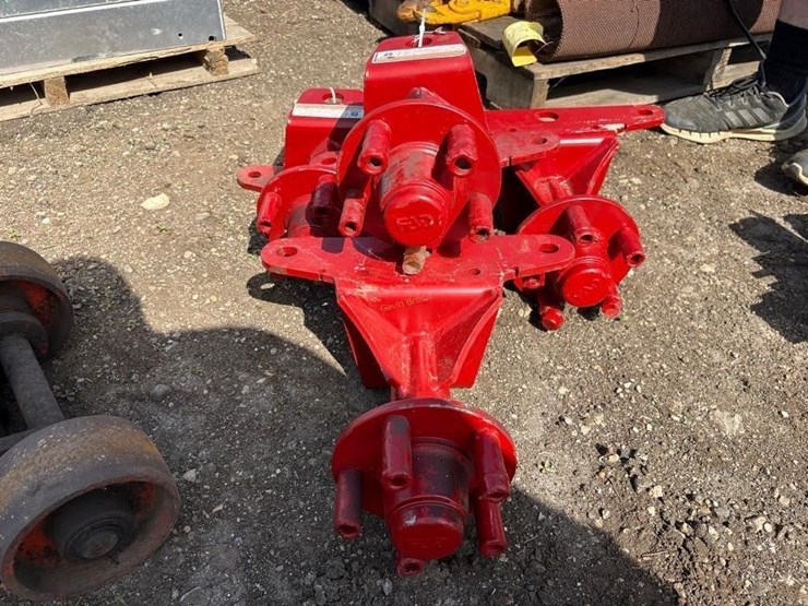 (4)-new-holland-spindles-image-2