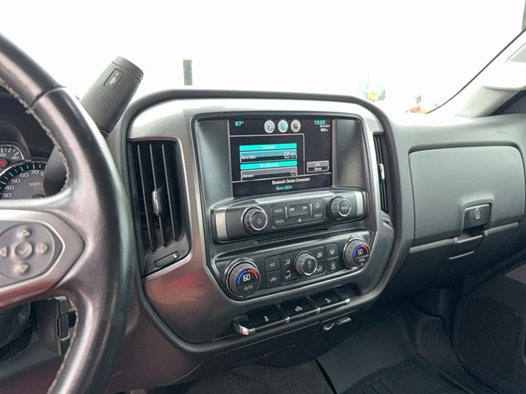 2014-chevrolet-silverado-lt-image-43