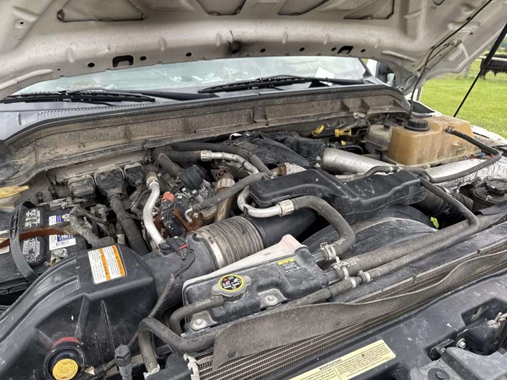 2012-ford-f350-image-17
