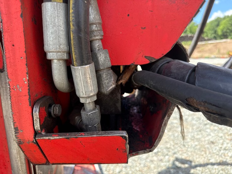 2014-caterpillar-501-image-26