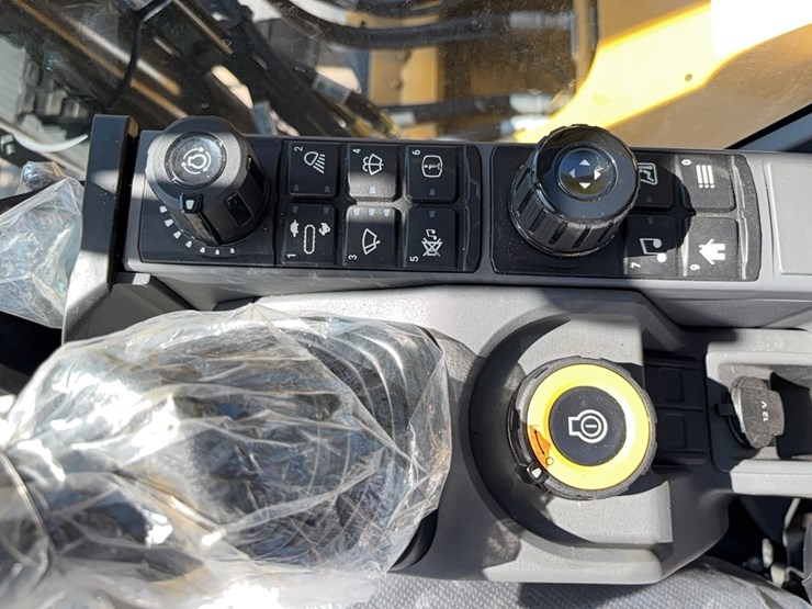caterpillar-320gc-image-32