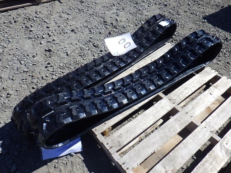 tpm-excavator-rubber-tracks-image-4