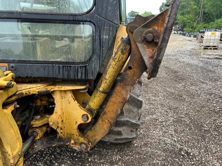john-deere-310d-image-18