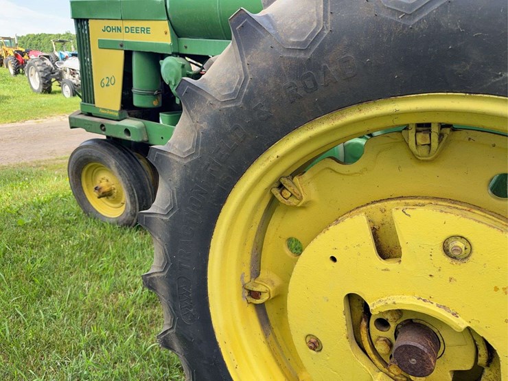 john-deere-620-image-18