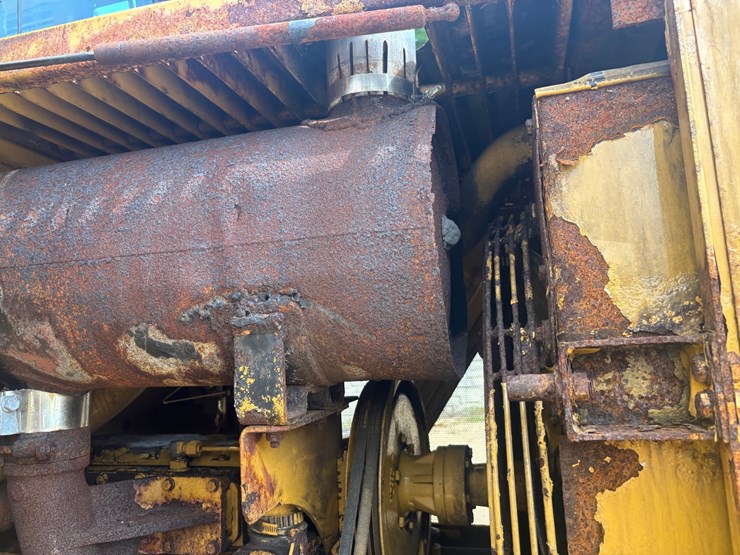 caterpillar-924f-image-43