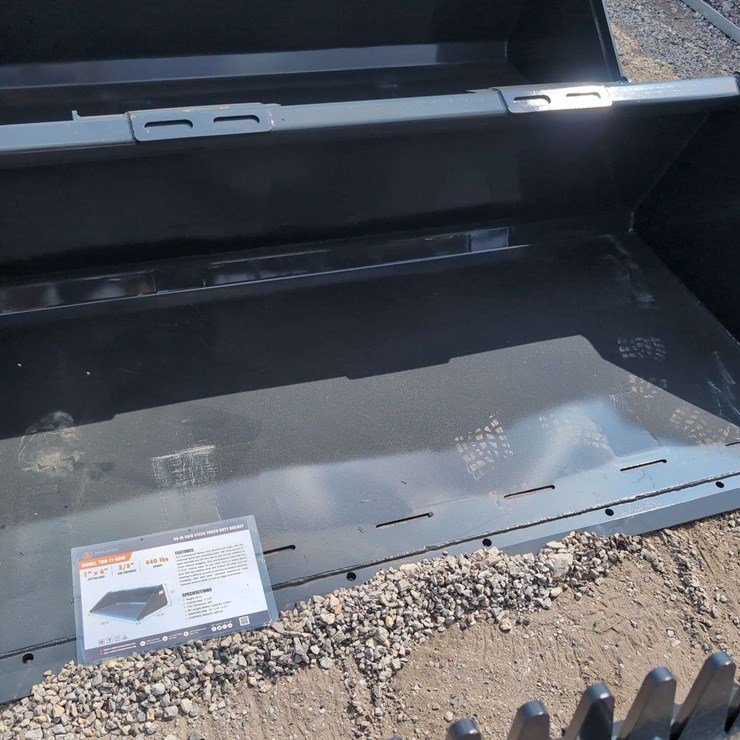 (1) Wolverine Skid Steer 66" Track Duty Bucket TBD-11-66W