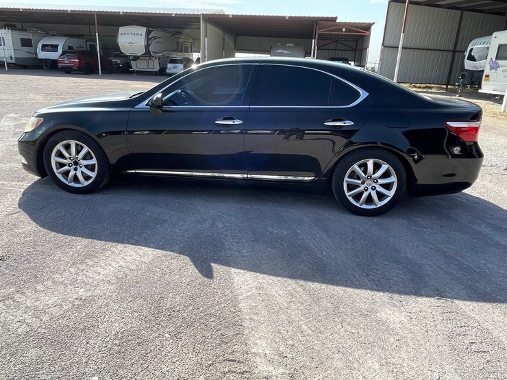 #163-•-2007-lexus-ls-460-(clean-nm-title)-image-113