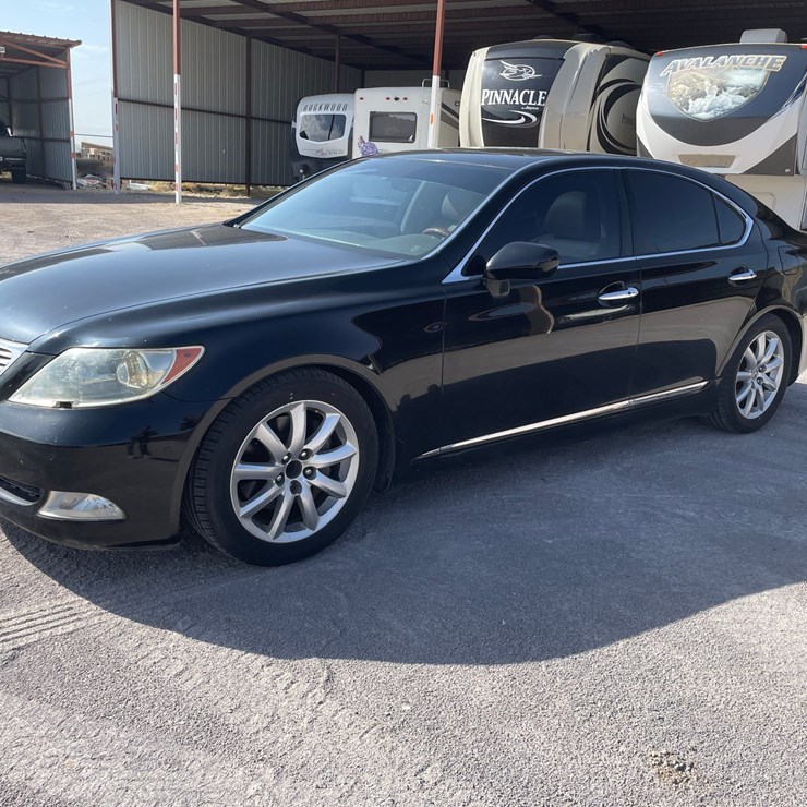 #163 • 2007 Lexus LS 460 (Clean NM Title)