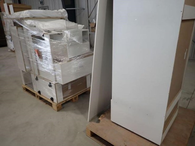 unused-qty-of-9-pc-mixed-white-shaker-kitchen-image-5