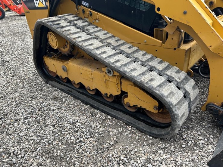 2018-caterpillar-299d2-image-12