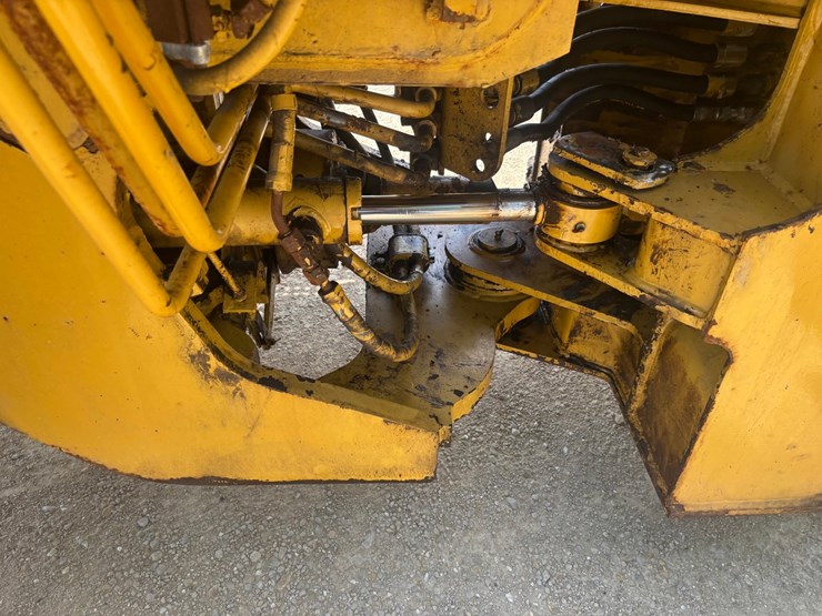 caterpillar-924f-image-67