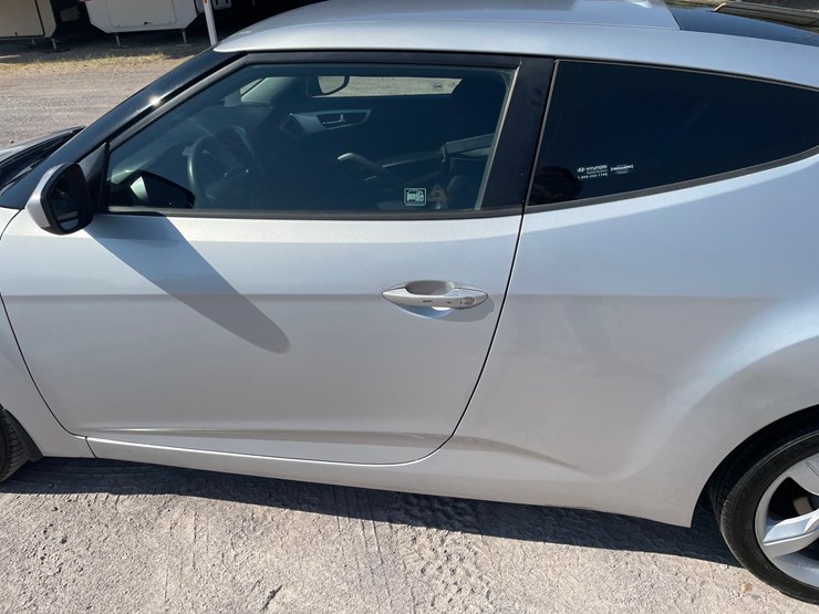#154-•-2013-hyundai-veloster-(nm-title-in-delay)-image-10