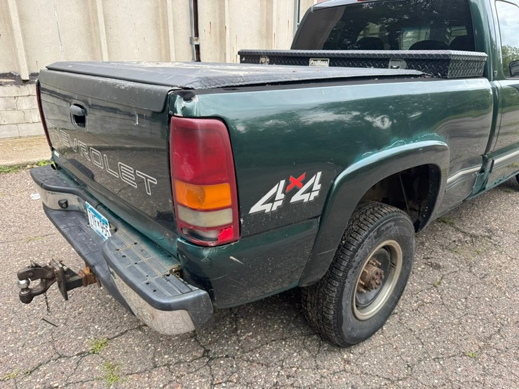 2002-chevrolet-2500hd-image-22