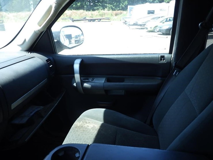 2007-chevrolet-2500hd-image-24