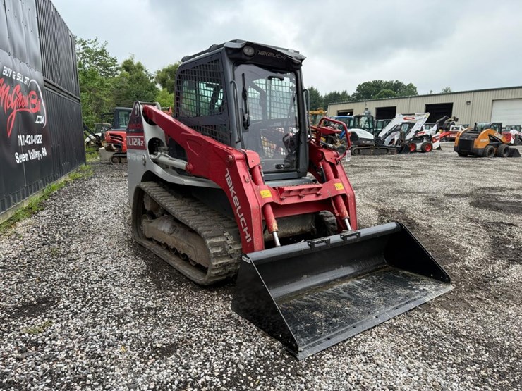 2022-takeuchi-tl12r2-image-6