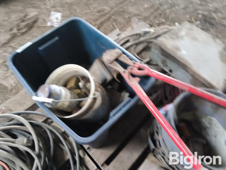 power-cords-&-misc-image-15