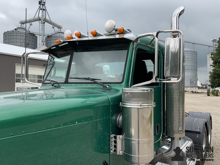 2006-peterbilt-379-image-9