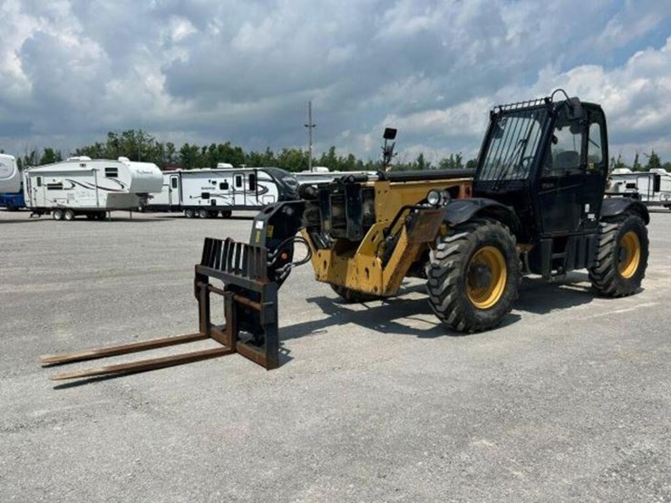 2015-caterpillar-th417c-gc-4wd-telehandler-yc5a125-image-1