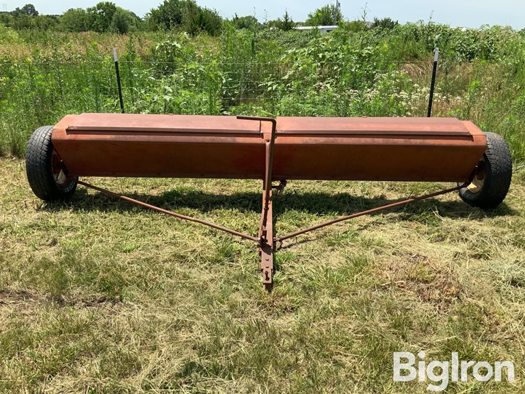 international-mccormick-no.-7-drop-spreader-image-2