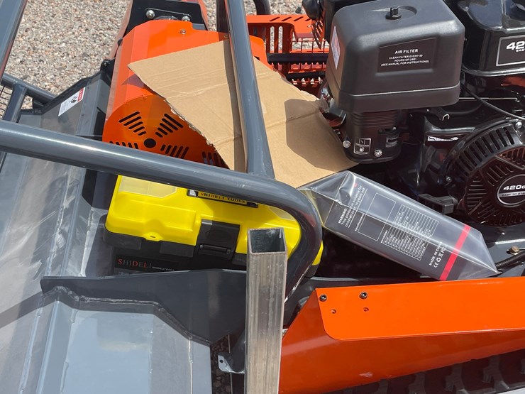 #1303-•-lawn-mower-image-22