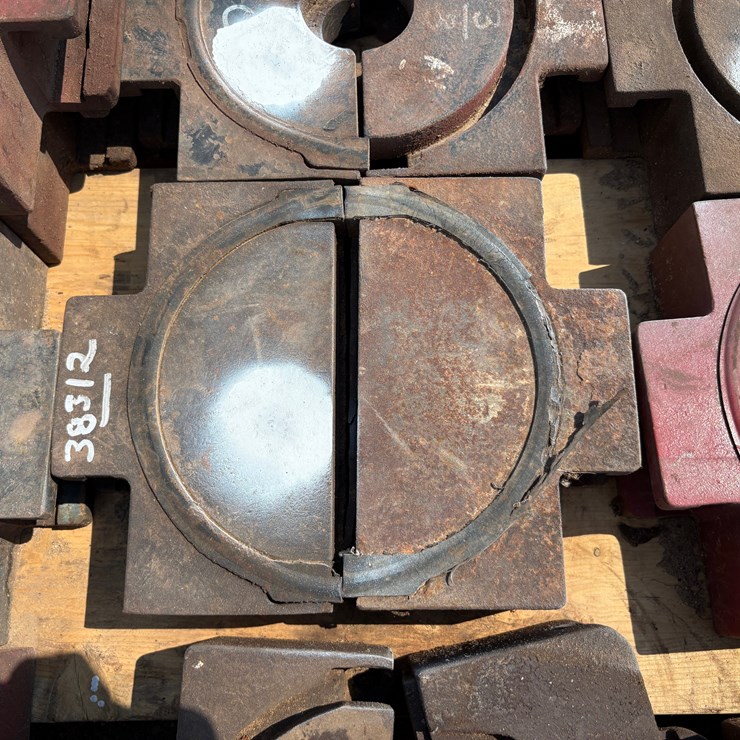 Set of (2) 9-1/2”W blind bop rams