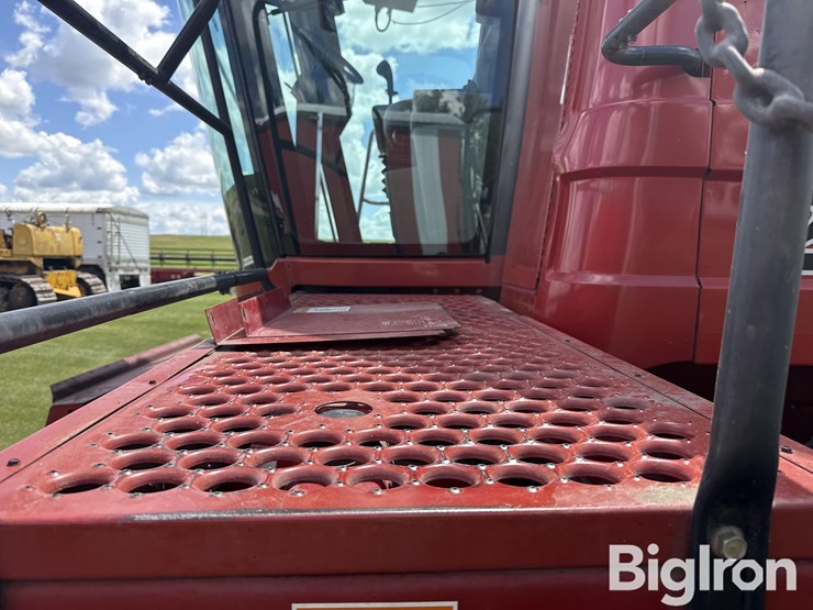 2008-case-ih-2588-image-10