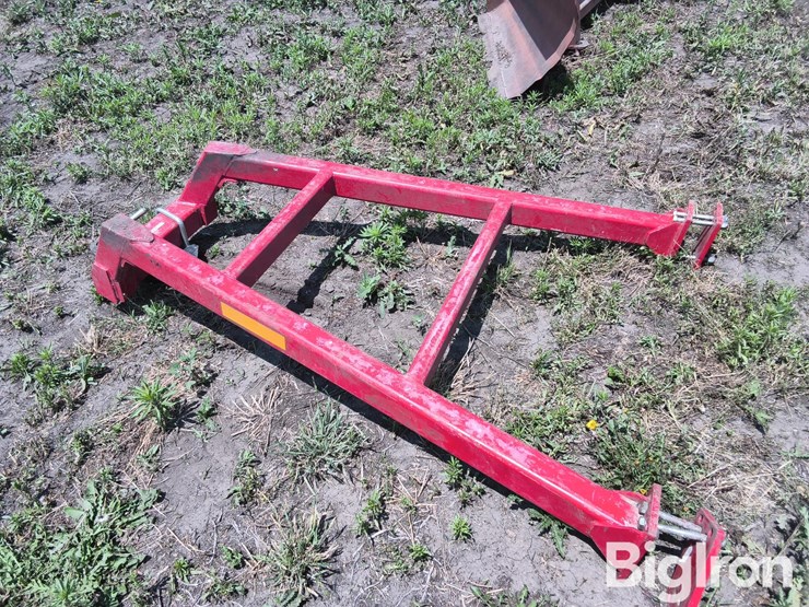 implement-rear-hitch-image-8