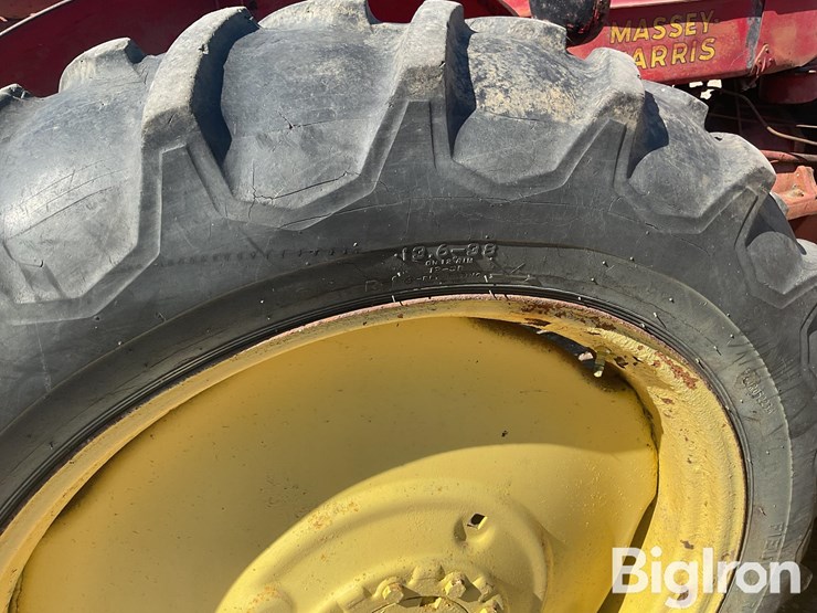 massey-ferguson-44-image-17