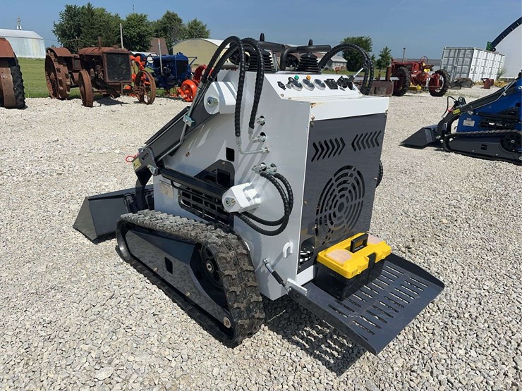 2026-zjg-zj-380-tracked-mini-skid-steer-loader-image-4