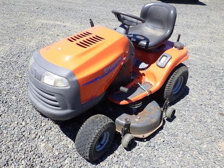 husqvarna-yth2042-image-1
