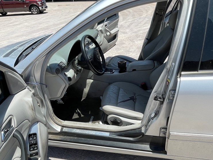 #162-•-2005-mercedes-c230-kompressor-(clean-nm-title)-image-61