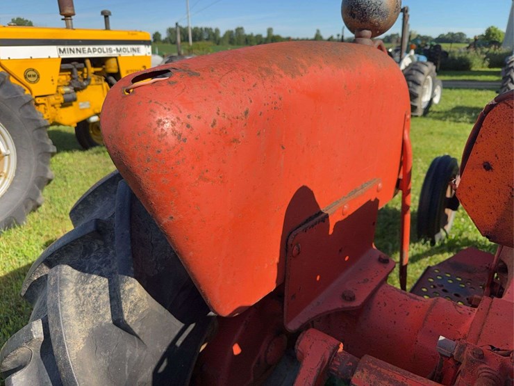 allis-chalmers-d15-series-ii-image-9